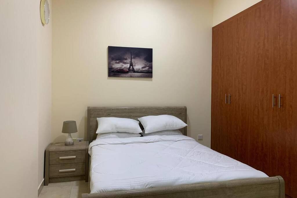 Cozy 2Bhk Near To Dmcc Metro Station -505 Apartamento Dubai Exterior foto