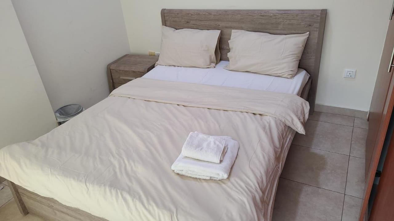 Cozy 2Bhk Near To Dmcc Metro Station -505 Apartamento Dubai Exterior foto