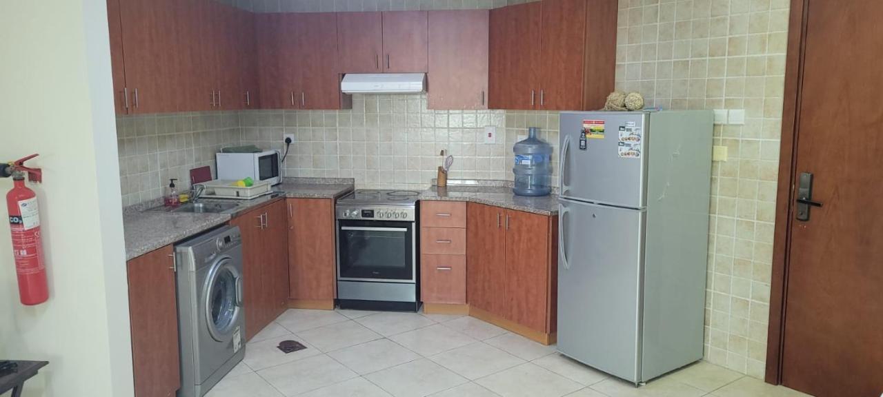 Cozy 2Bhk Near To Dmcc Metro Station -505 Apartamento Dubai Exterior foto