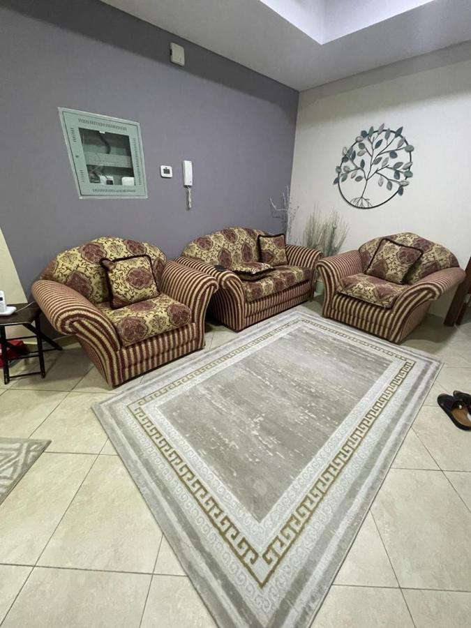 Cozy 2Bhk Near To Dmcc Metro Station -505 Apartamento Dubai Exterior foto